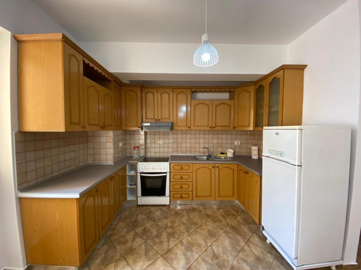 Lea Apartments Влёра Экстерьер фото