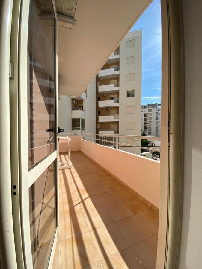 Lea Apartments Влёра Экстерьер фото